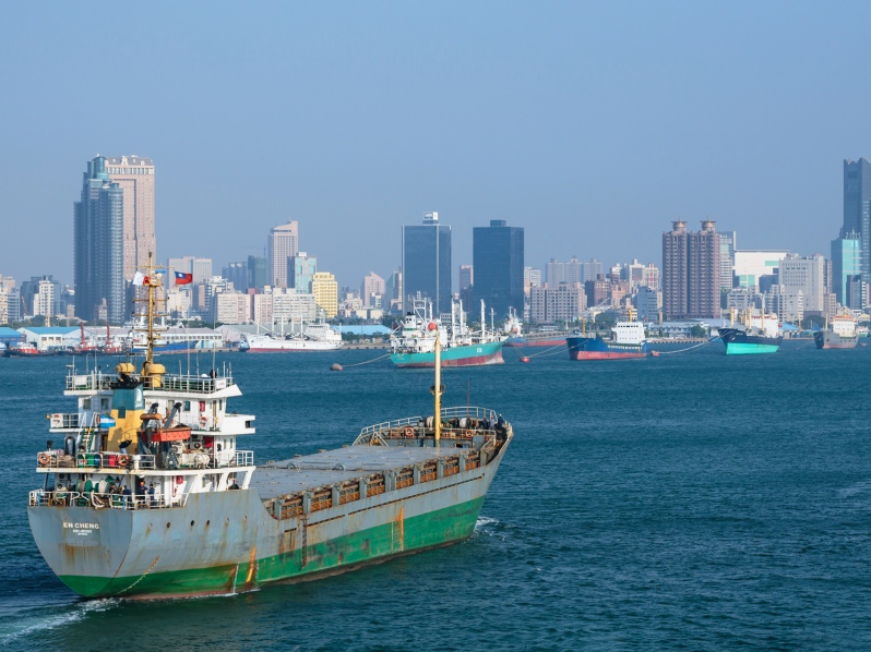 Navieras de Taiwán cambian rutas para evitar ejercicios militares de China lo que podría provocar atrasos en los envíos