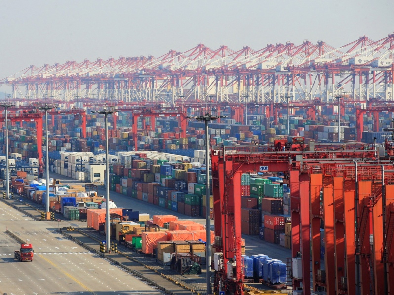 China en caída libre: crecimiento de sus exportaciones disminuyen del 18% en julio al 7,1% en agosto