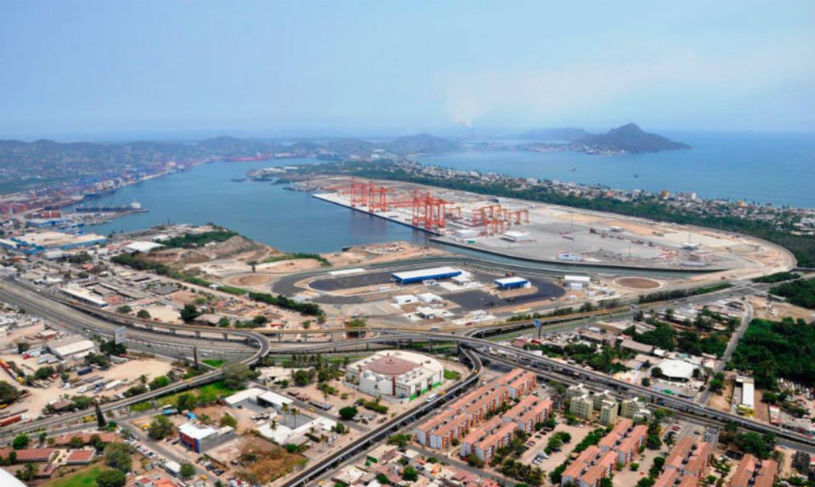 Puerto de Manzanillo y sus oportunidades para convertir a México en plataforma continental