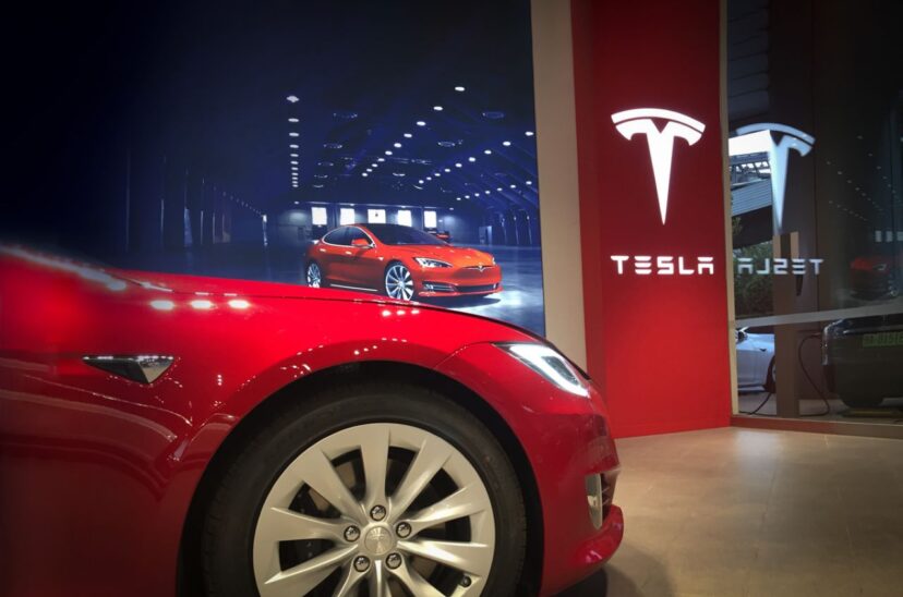 Cómo Nearshoring ha ayudado a Tesla a expandir su negocio?